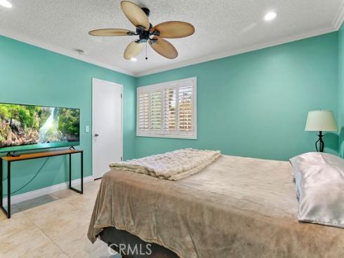 8877  Lauderdale  212B  Court, Huntington Beach, CA