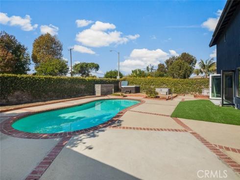 20401  Allport  , Huntington Beach, CA