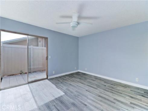 8566  Sierra  911-C , Huntington Beach, CA