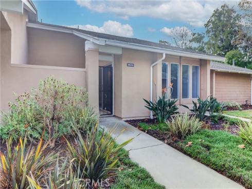 8566  Sierra  911-C , Huntington Beach, CA