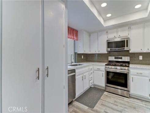 8566  Sierra  911-C , Huntington Beach, CA