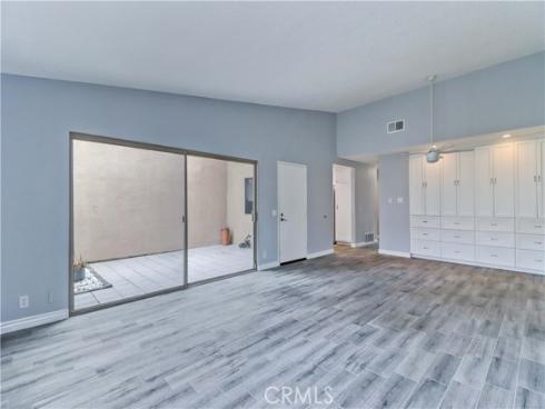 8566  Sierra  911-C , Huntington Beach, CA