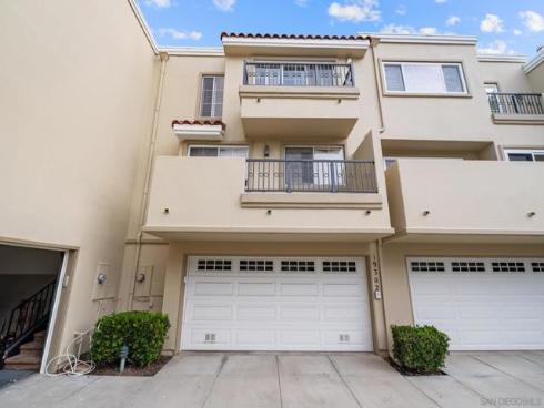 19302  Sawgrass Ln  , Huntington Beach, CA