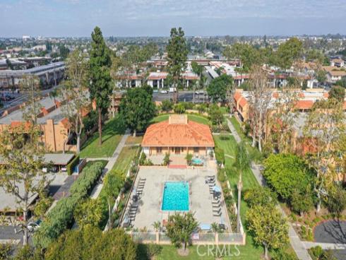 6600  Warner  102  Avenue, Huntington Beach, CA