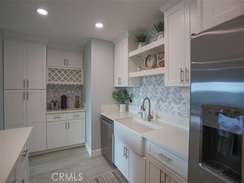 6600  Warner  102  Avenue, Huntington Beach, CA