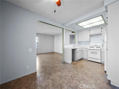 16125 Warmington 12 Lane, Huntington Beach, CA