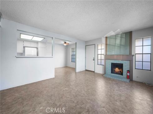 16125 Warmington 12 Lane, Huntington Beach, CA