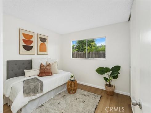 5681 Mangrum , Huntington Beach, CA