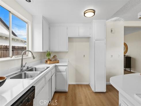 5681 Mangrum , Huntington Beach, CA