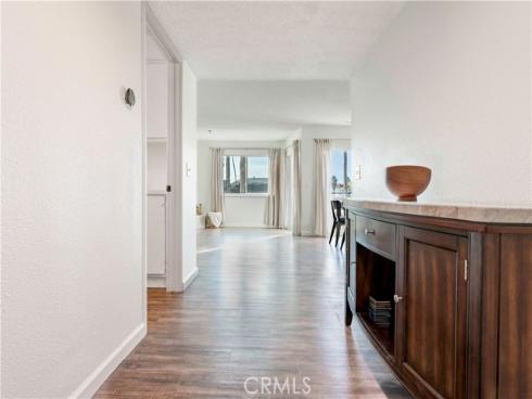 16255 Pacific 106 Circle, Huntington Beach, CA