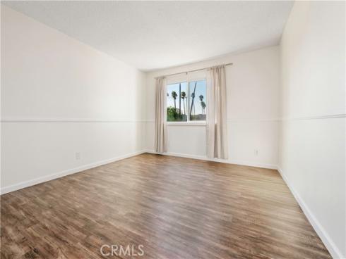 16255 Pacific 106 Circle, Huntington Beach, CA