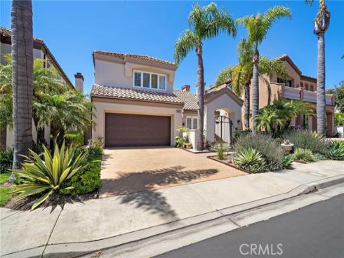 19025 Bayhill Lane, Huntington Beach, CA