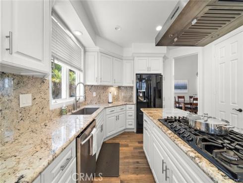 19025 Bayhill Lane, Huntington Beach, CA