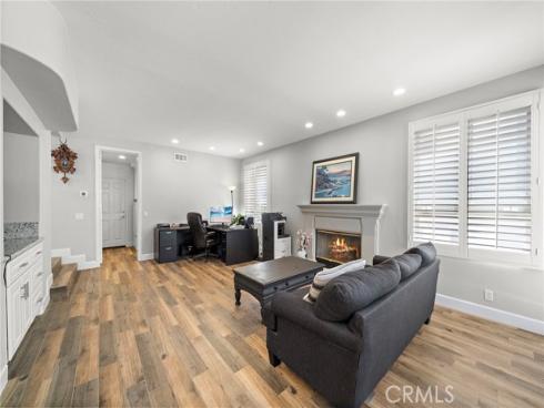 19025 Bayhill Lane, Huntington Beach, CA