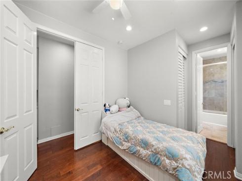 19025 Bayhill Lane, Huntington Beach, CA