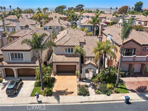19025 Bayhill Lane, Huntington Beach, CA