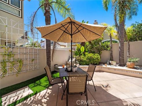 19025 Bayhill Lane, Huntington Beach, CA