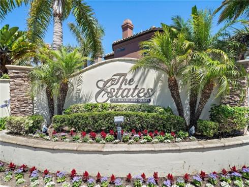 19025 Bayhill Lane, Huntington Beach, CA