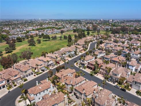 19025 Bayhill Lane, Huntington Beach, CA