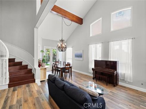 19025 Bayhill Lane, Huntington Beach, CA