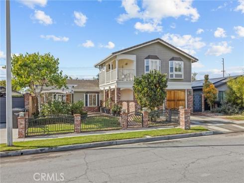 19041 Hillsboro Circle, Huntington Beach, CA