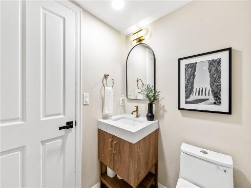 423  18th   Street, Huntington Beach, CA