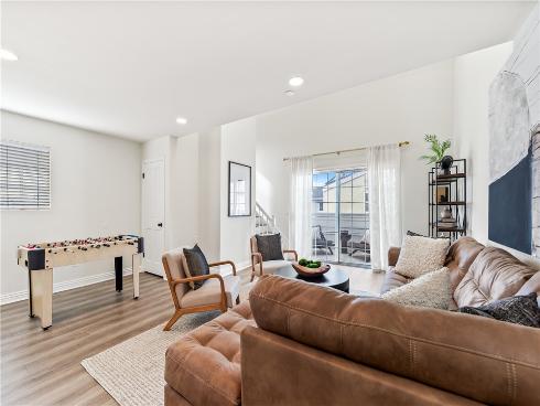 423  18th   Street, Huntington Beach, CA