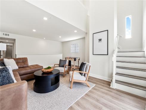 423  18th   Street, Huntington Beach, CA