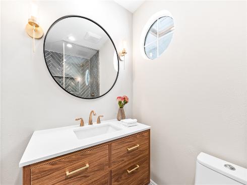 423  18th   Street, Huntington Beach, CA