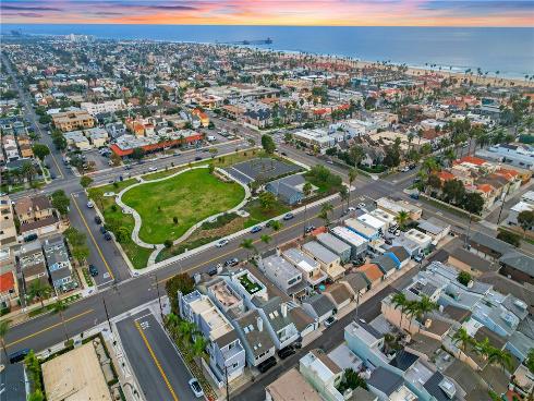 423  18th   Street, Huntington Beach, CA