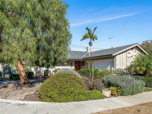 6271  Reubens  , Huntington Beach, CA