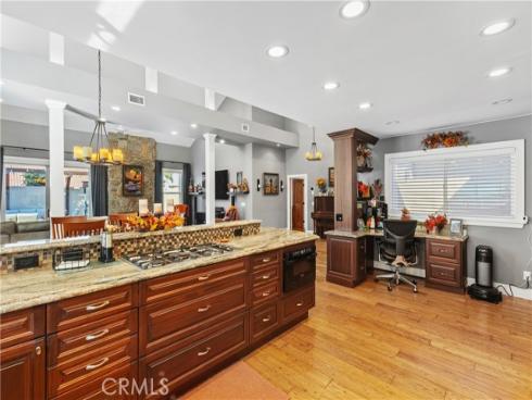 16931  Roundhill  , Huntington Beach, CA