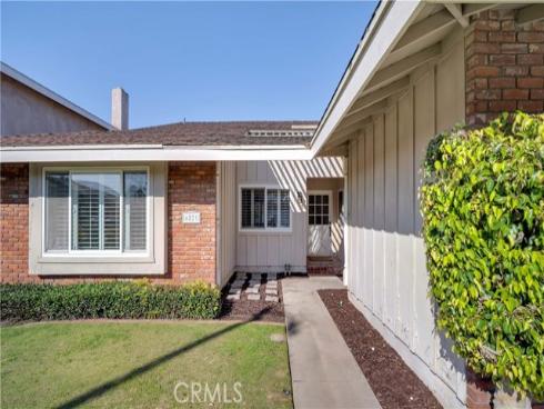 6821  Loyola Drive  , Huntington Beach, CA