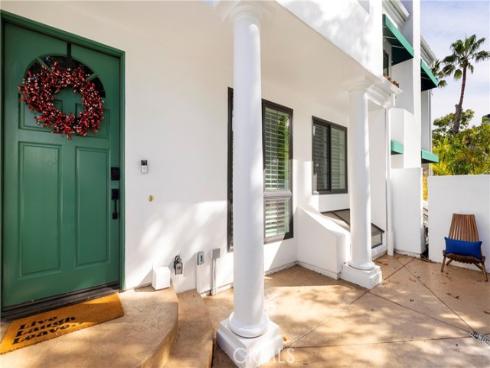 7401  Seabluff  102 , Huntington Beach, CA