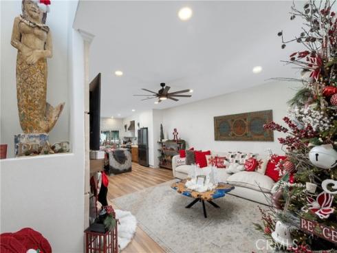 7401  Seabluff  102 , Huntington Beach, CA