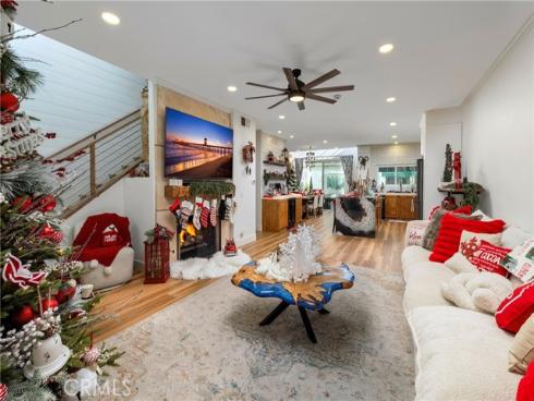 7401  Seabluff  102 , Huntington Beach, CA