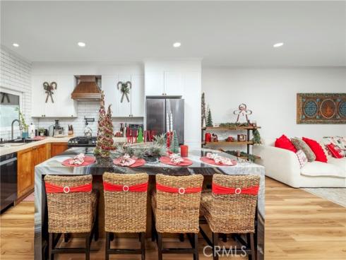 7401  Seabluff  102 , Huntington Beach, CA