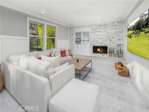 19531  Peninsula  , Huntington Beach, CA