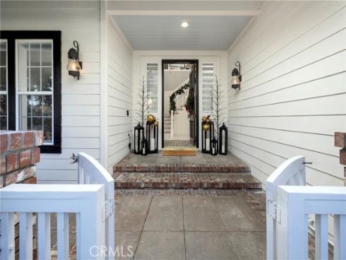 19531  Peninsula  , Huntington Beach, CA