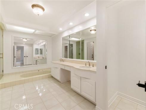 19371  Woodlands  , Huntington Beach, CA