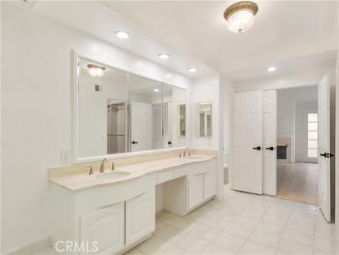 19371  Woodlands  , Huntington Beach, CA