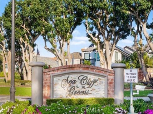 19371  Woodlands  , Huntington Beach, CA