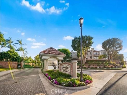 19371  Woodlands  , Huntington Beach, CA