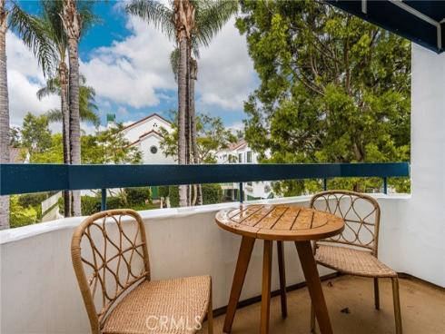 19451  Pompano  104 , Huntington Beach, CA