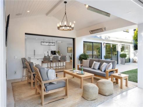 6712 Morning Tide Drive, Huntington Beach, CA