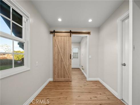 5082  Edinger  , Huntington Beach, CA