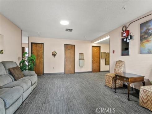 18900  Delaware  43 , Huntington Beach, CA