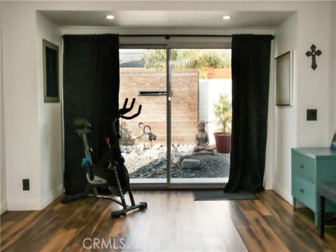 10211  Cliff   Drive, Huntington Beach, CA