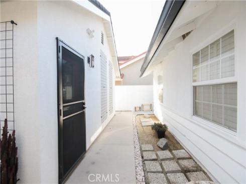 10211  Cliff   Drive, Huntington Beach, CA