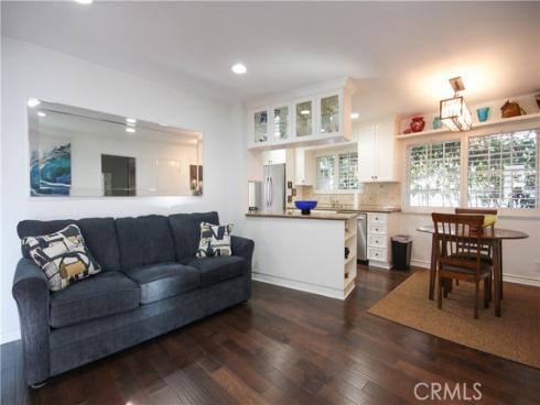 10211  Cliff   Drive, Huntington Beach, CA